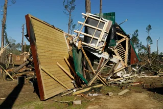 tornadoes extreme weather mississippi